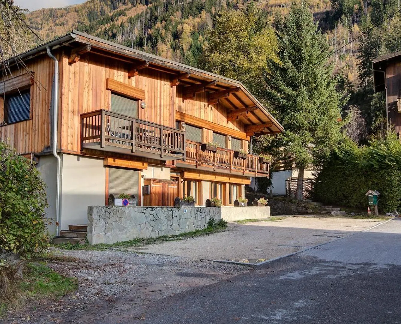 Apartment Biolay - Alpes Travel - Central Chamonix - Sleeps 6