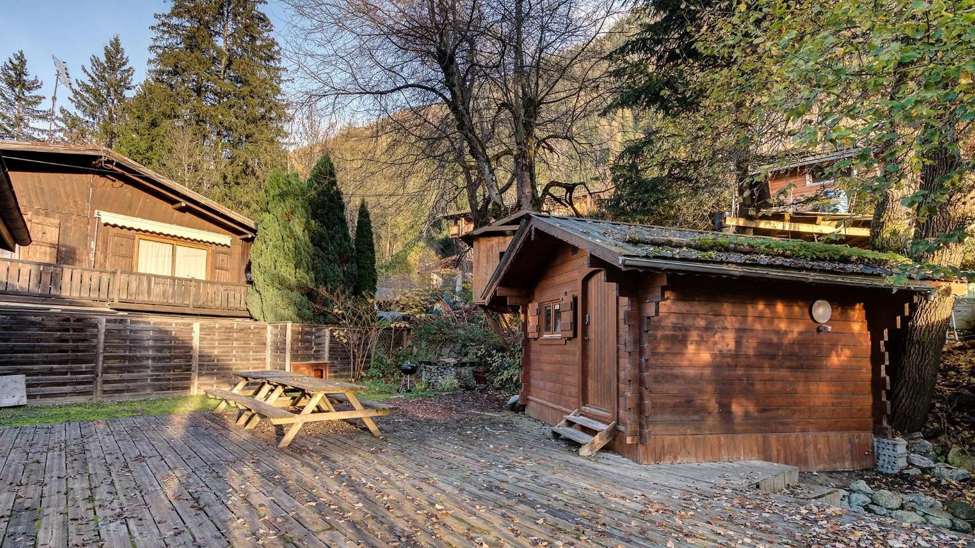 Apartment Biolay - Alpes Travel - Central Chamonix - Sleeps 6