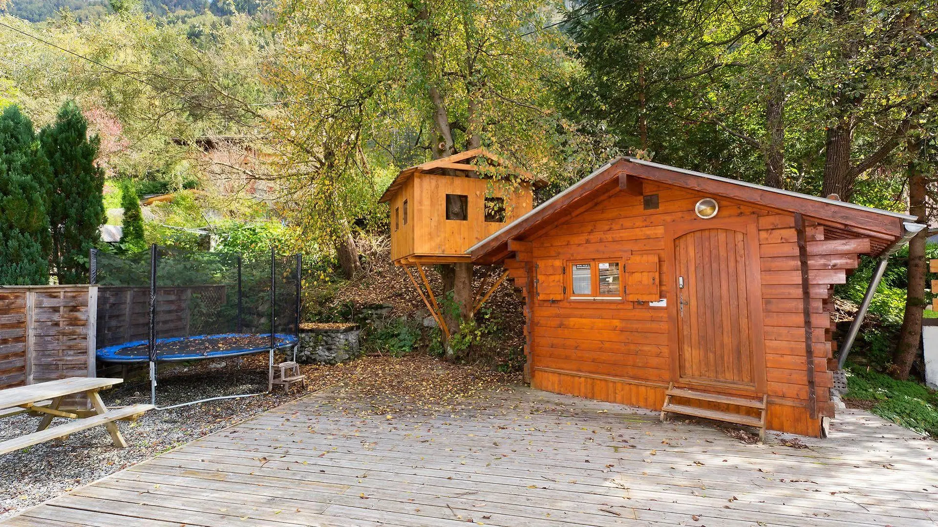 Apartment Biolay - Alpes Travel - Central Chamonix - Sleeps 6