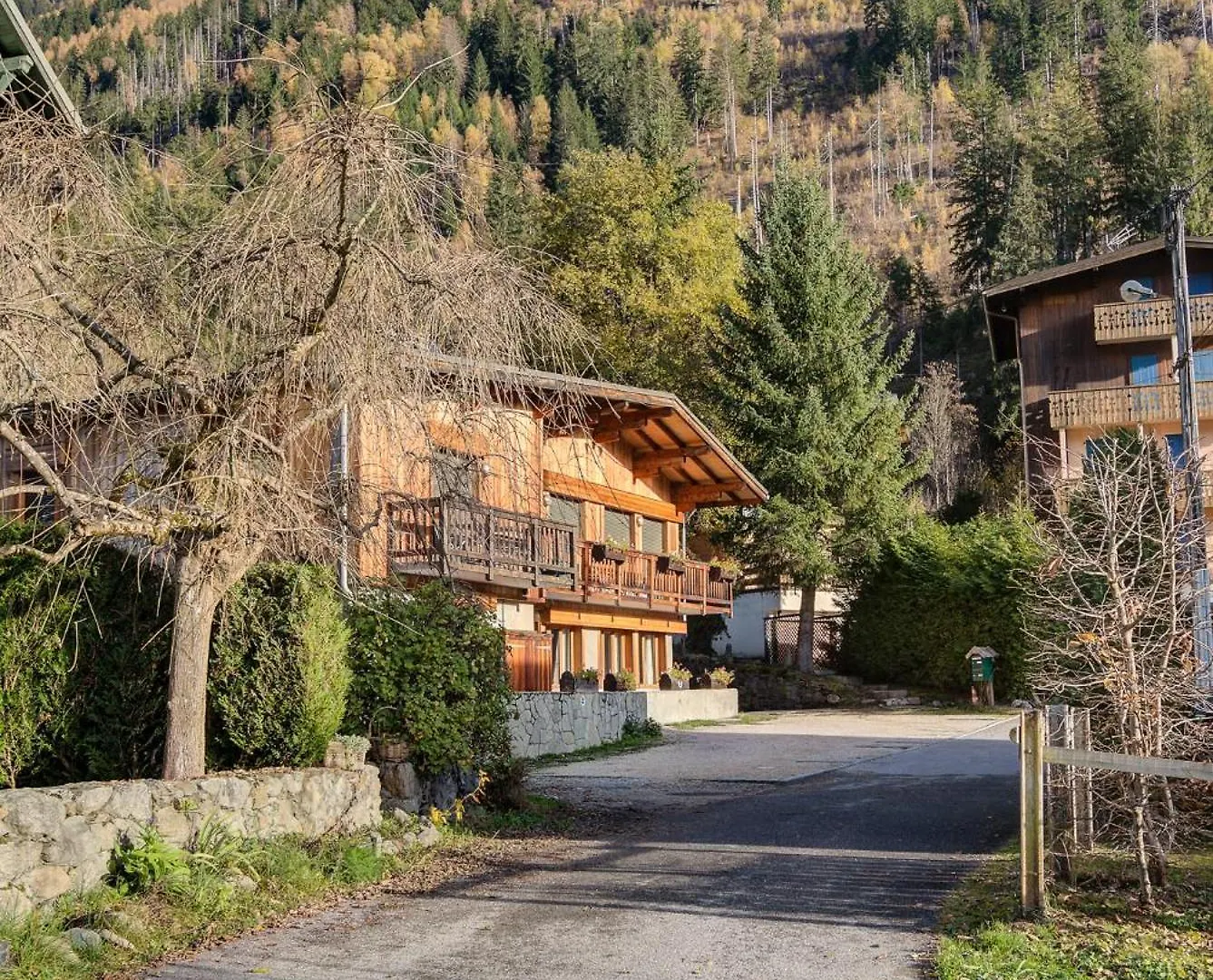 Apartment Biolay - Alpes Travel - Central Chamonix - Sleeps 6